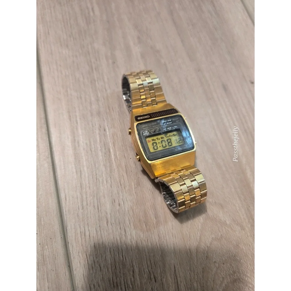Seiko A159-5009-G Quartz Vintage Rare Wrist Watch Japan Alarm Chronograph Retro